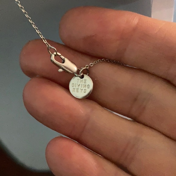 The Given Keys Believe mini key necklace - Picture 7 of 8